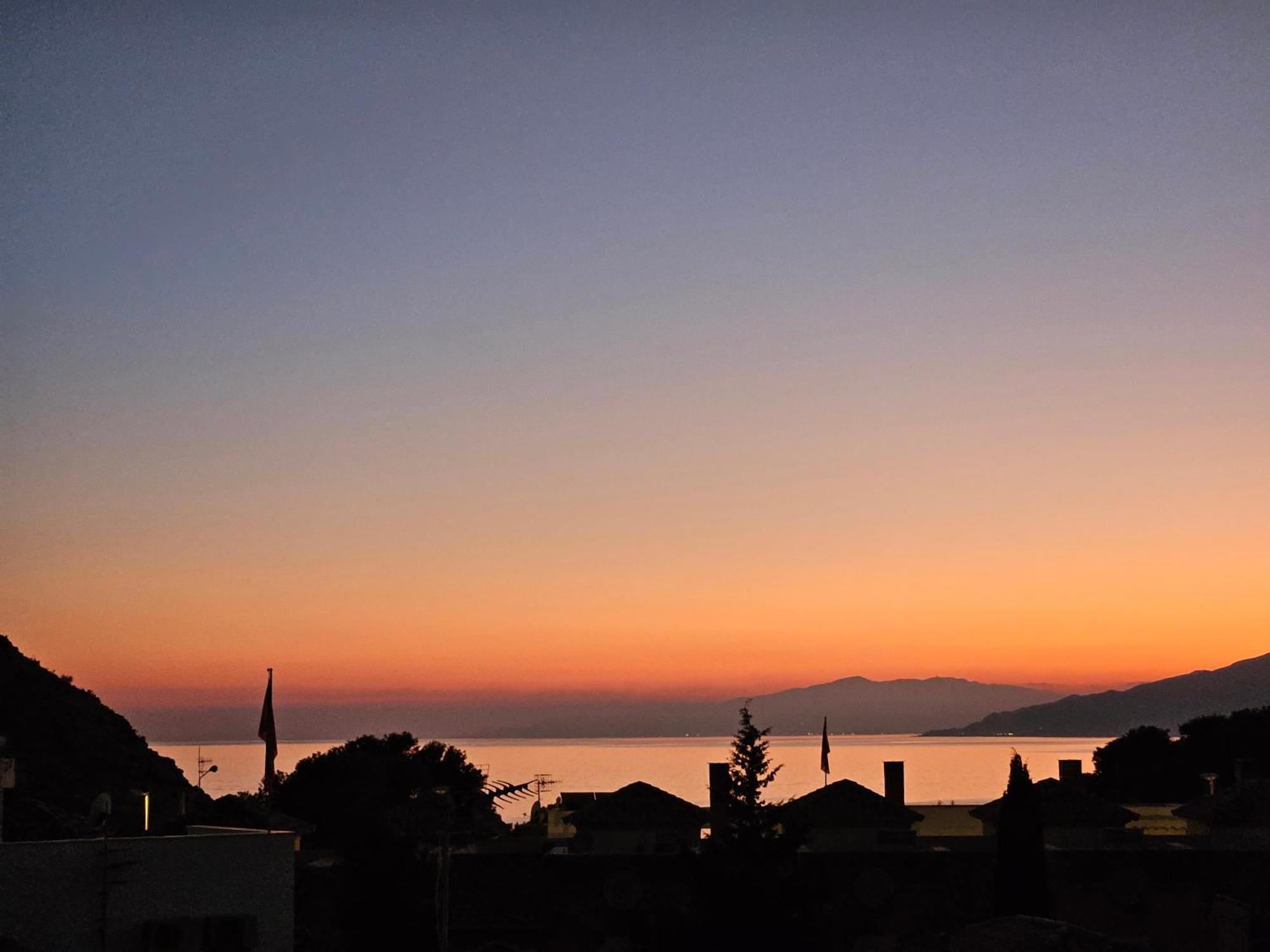 The Three Bedrooms Casa Barta - 300m From The With A Beatiful View From The Terrace And Private Parking